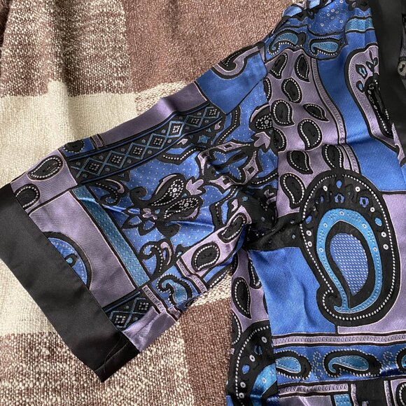 Dex Patterned Blue and Purple Kimono in XS - Picture 2 of 7
